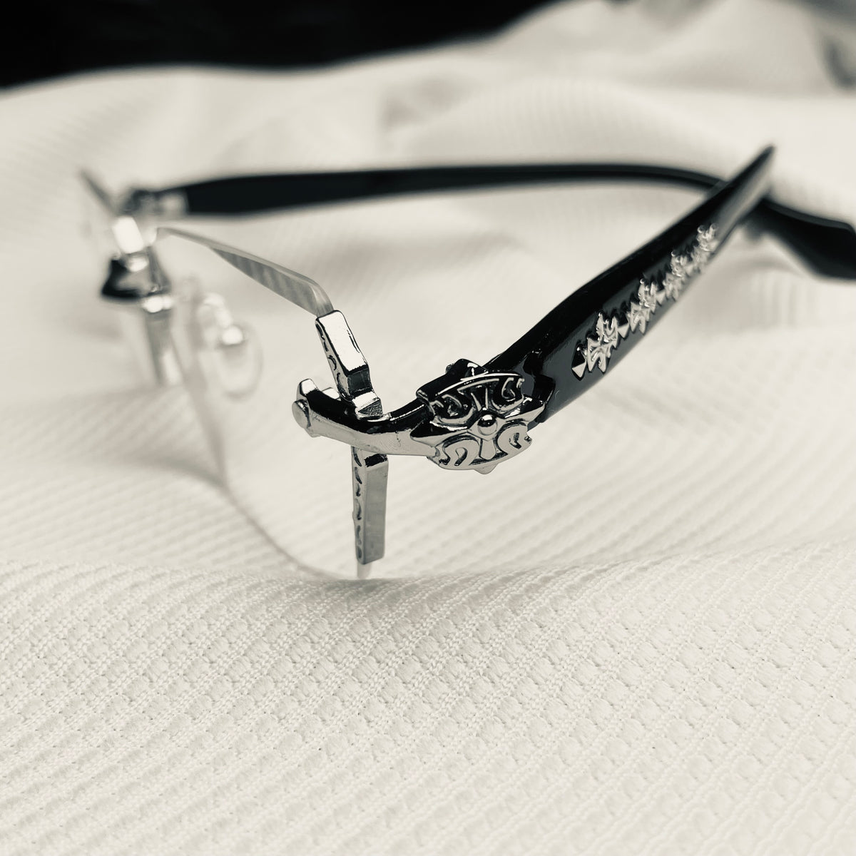 CH RIMLESS SILVERWARE