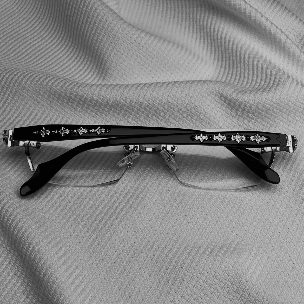 CH RIMLESS